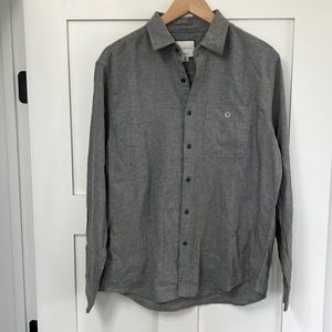 American Eagle Super Soft - grey button down men’s medium
